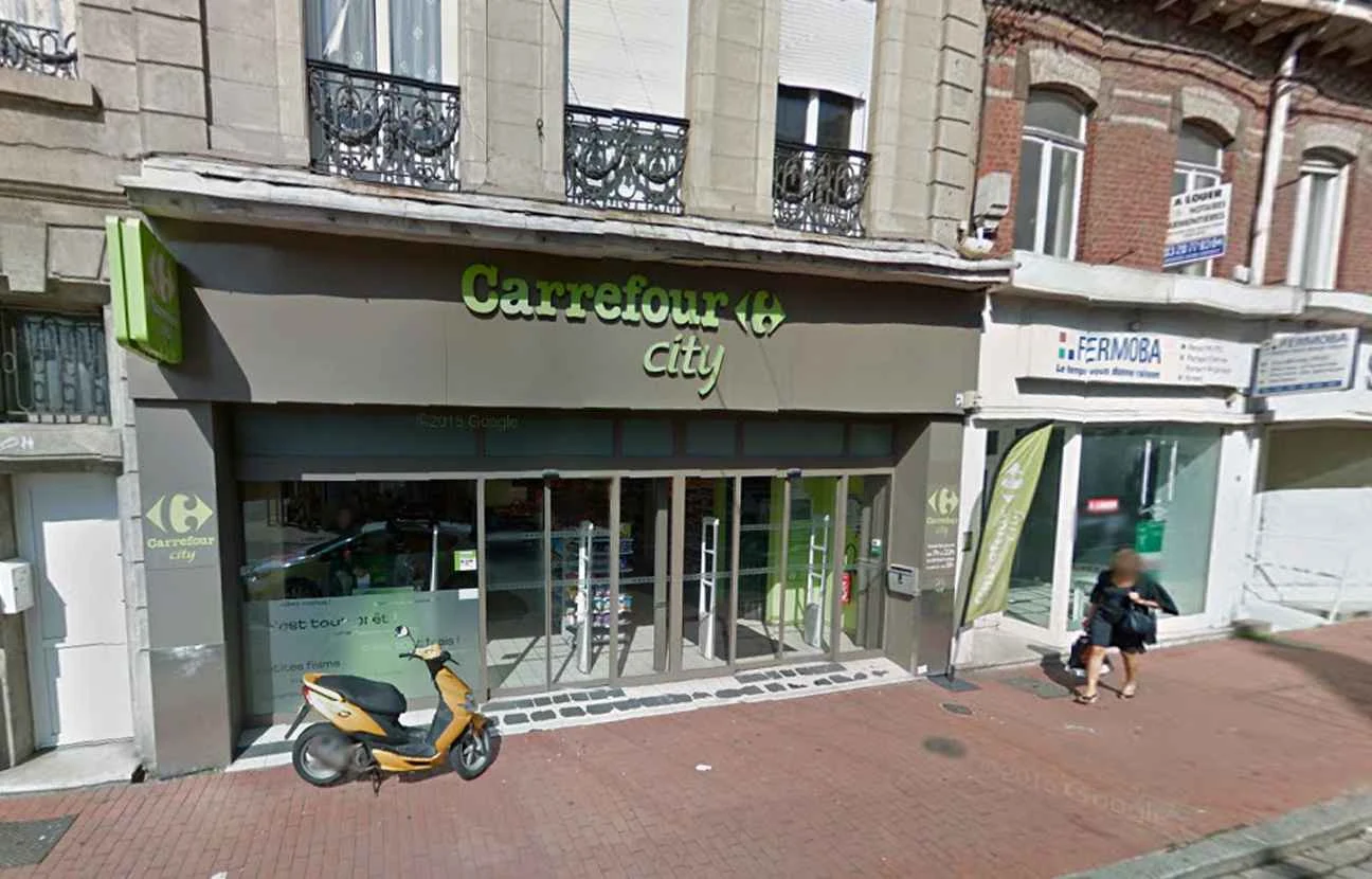 Devanture de Carrefour City