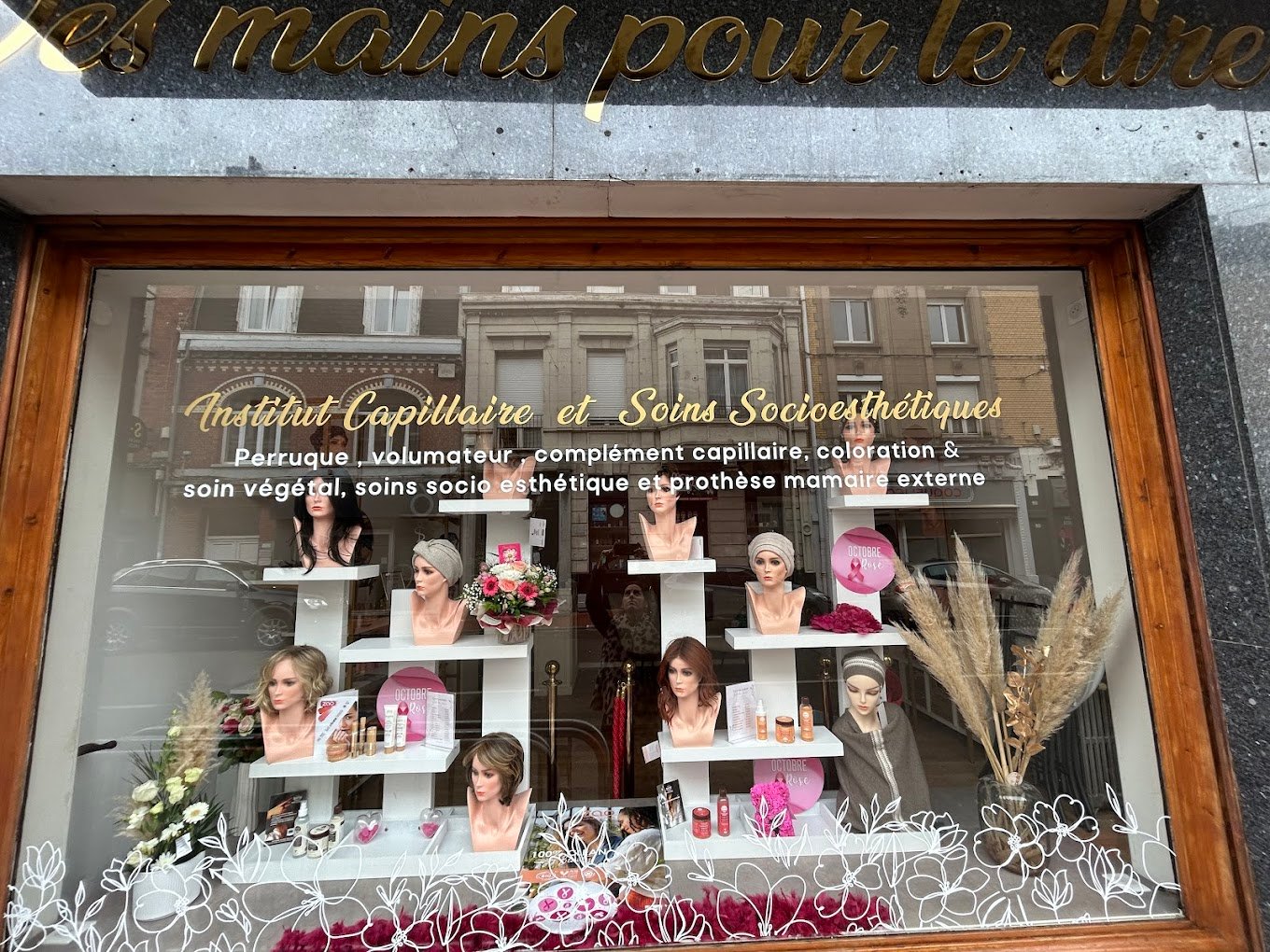 Devanture de Des Mains Pour Le Dire
