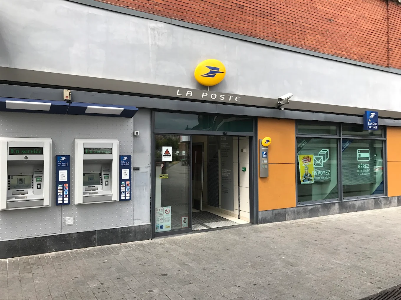Devanture de La Poste